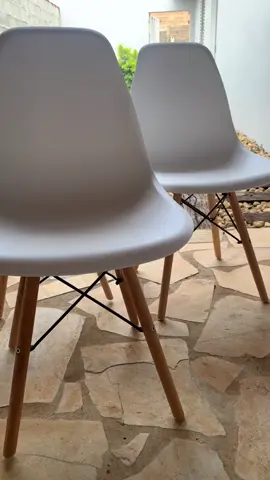 Cadeira Eiffel Pés de Madeira Várias Cores ##cadeira##cadeiras