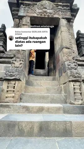 Membalas @BERLIAN ARTA DINAR Struktur Candi Prambanan dibuat bertingkat, tapi hanya ruang utama di bagian bawah yang bisa dimasuki. Bagian atasnya hanyalah susunan batu padat yang menjulang, melambangkan gunung suci Meru 🗻, tempat para dewa bersemayam menurut kepercayaan Hindu. Mau lihat langsung bagaimana megahnya arsitektur candi yang bikin penasaran ini? 🌸 Ikut paket wisata Jogja, biar bisa menjelajahi Candi Prambanan sambil mendengar cerita legendanya! 🚐✨ 👉 DM sekarang untuk jadwal trip terdekat! Explore Jogja bareng kami! 🚐 Sewa Mobil + Driver 🗺️ Paket Wisata | Group | Solo | Private 📍 Jogja, siap jemput kamu #sewamobiljogja #paketwisatajogja  #wisatajogja #candiprambanan 