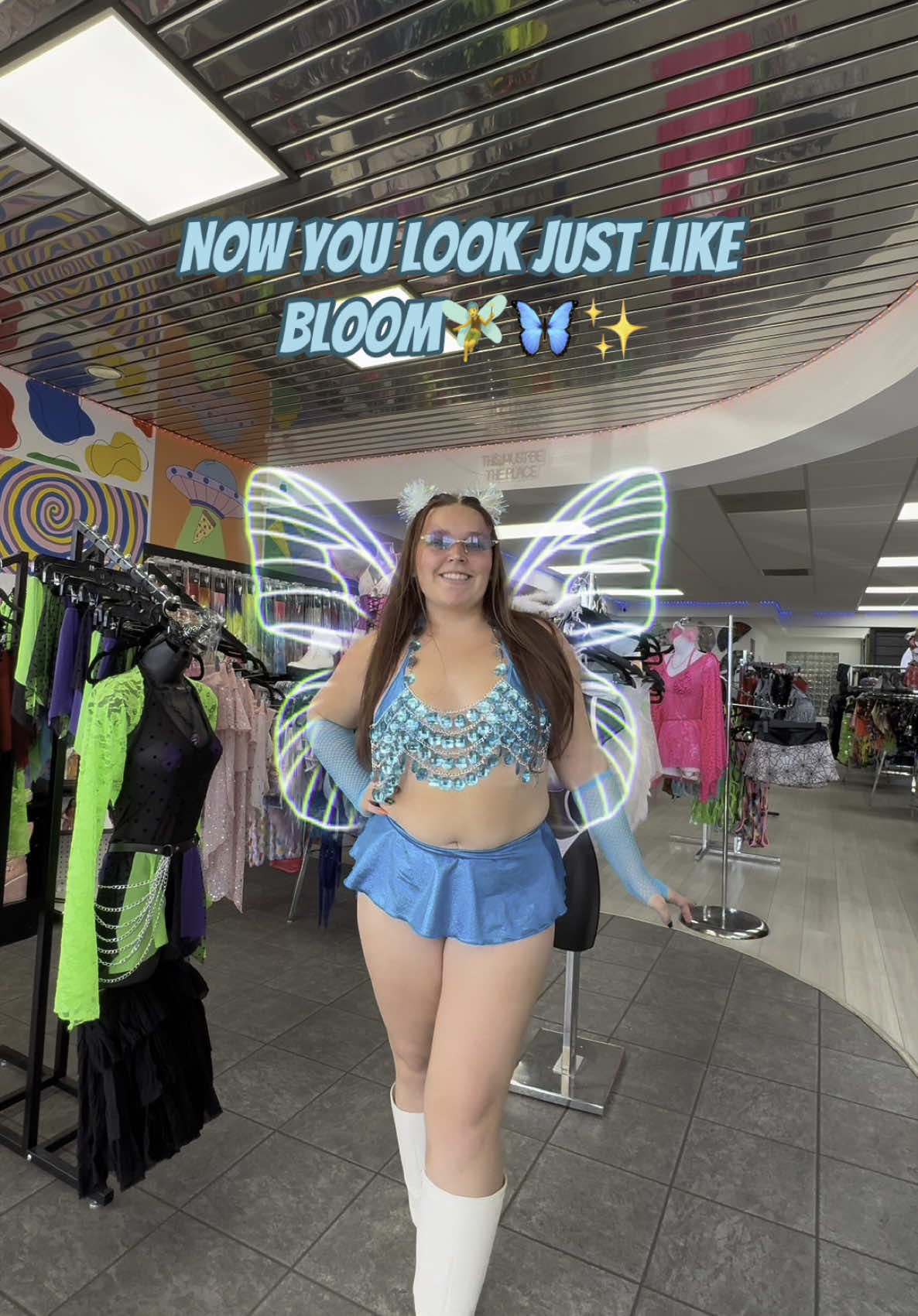 Save this video so you can recreate this for Halloween!!🤩🧚‍♂️✨ #halloween #halloweencostume #halloweenlook #escapehalloween #rave #halloweenrave 