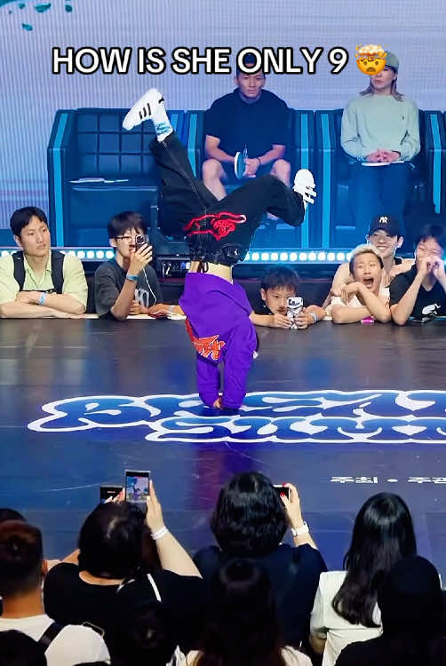 Bgirl Kitty breakdancing (Credit: @Stance) #breakdance #breakdancing #breakdancer #streetdancer #streetdance #streetdancing #freestyledance #dancetricks #acro #acrobatics #dancechallenge #tricks #dancetrick #fyp #foryou #viral