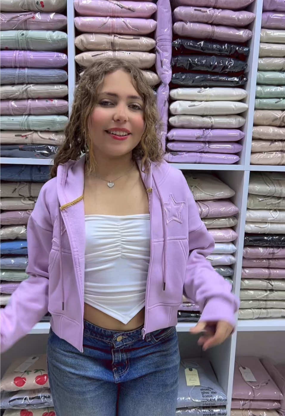 Material franela☺️ disponible en colores! Vendemos por mayor y unidad🇵🇪 📍Galería Guizado 654 - primer sótano tienda 02B 📲944 508 339 #gamarra #invierno #alpormayorymenor #enviosatodoelperu #conjuntosfemeninos 