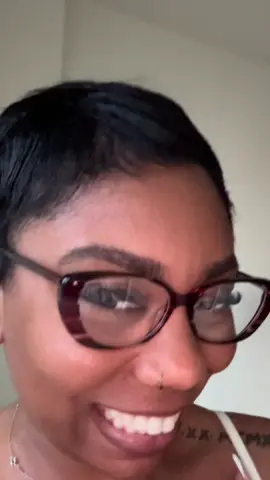 4 eyed girly 👓 #glasses #eyewear #creatorsearchinsights #fyp 