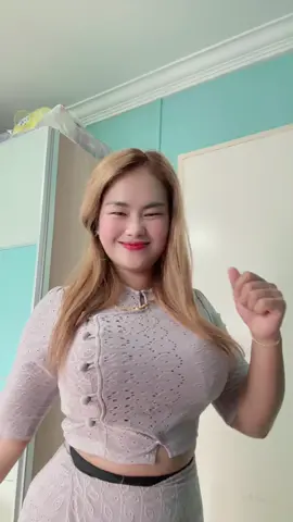 #အခေါက်လေကအသက်နော့🤪🤪🤭 #😀😀😀 #အနီရှိတ်ထားလိုပါ#😃#fouryou 