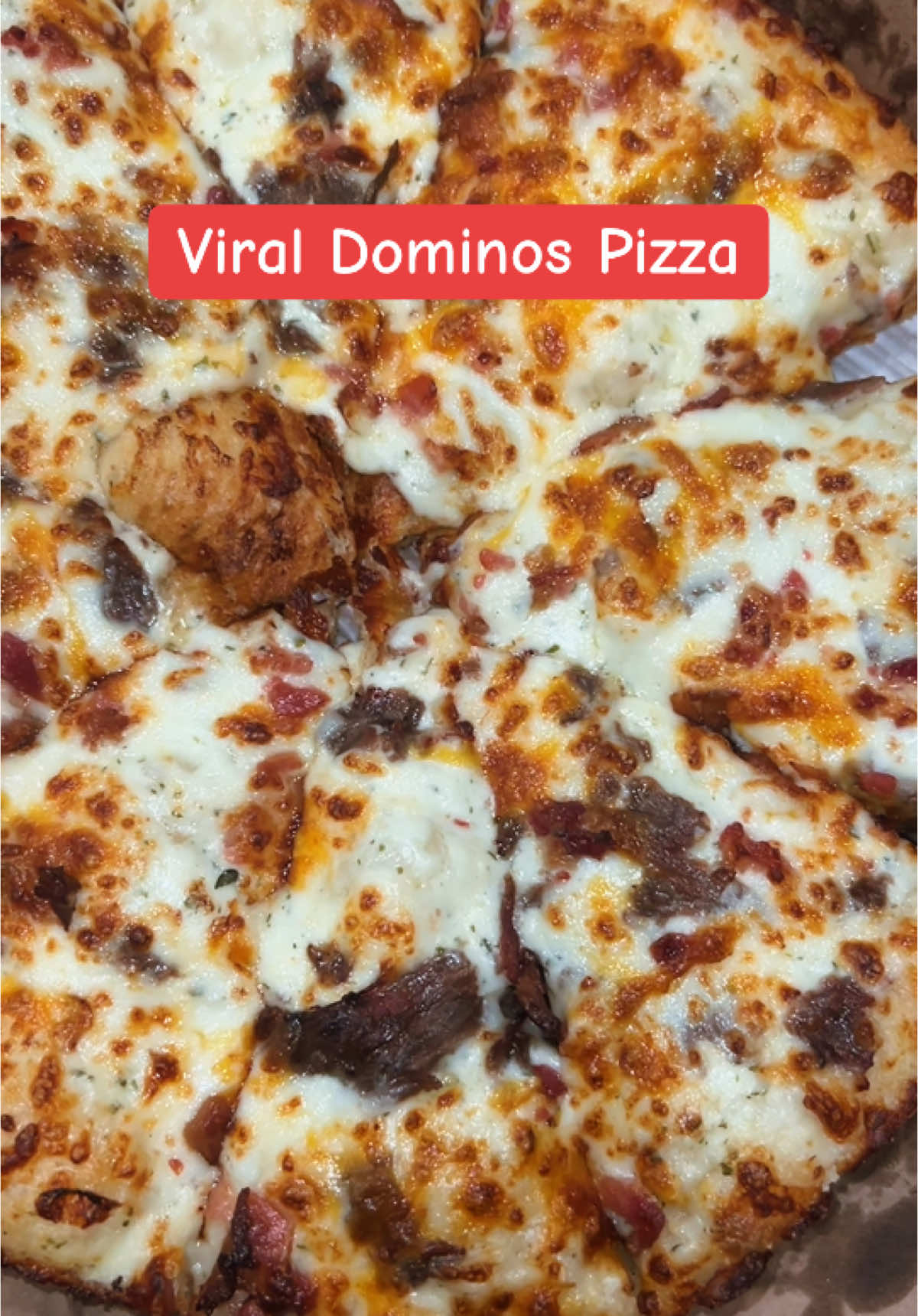 It looks better than it taste 😅 6/10 #fypシ #viralpizza #dominospizza #dominos #fyp