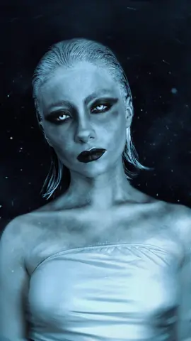 2/31 Este maquillaje estuvo complicado 😳🩶 #alexmiween #halloween #fantasticfour #silversurfer #makeup 