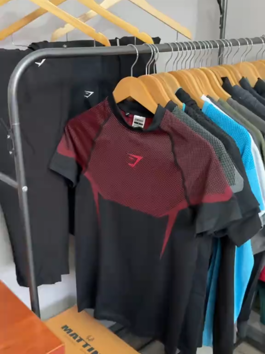 Roupas da gymshark no link da bio e nos comentários 🦈 https://collshp.com/buenogym110?view=storefront #fy  #GymTok  #gym  #academia 