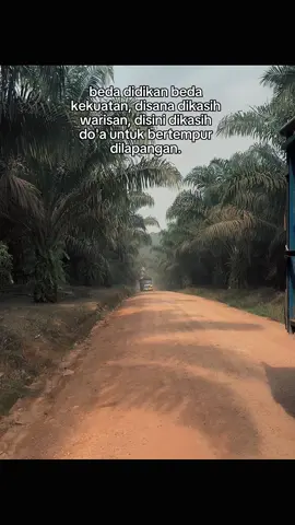 Goyangan manis 🤙🤙@J🅾️G🅾️K @Adi 🫧 @-_- 