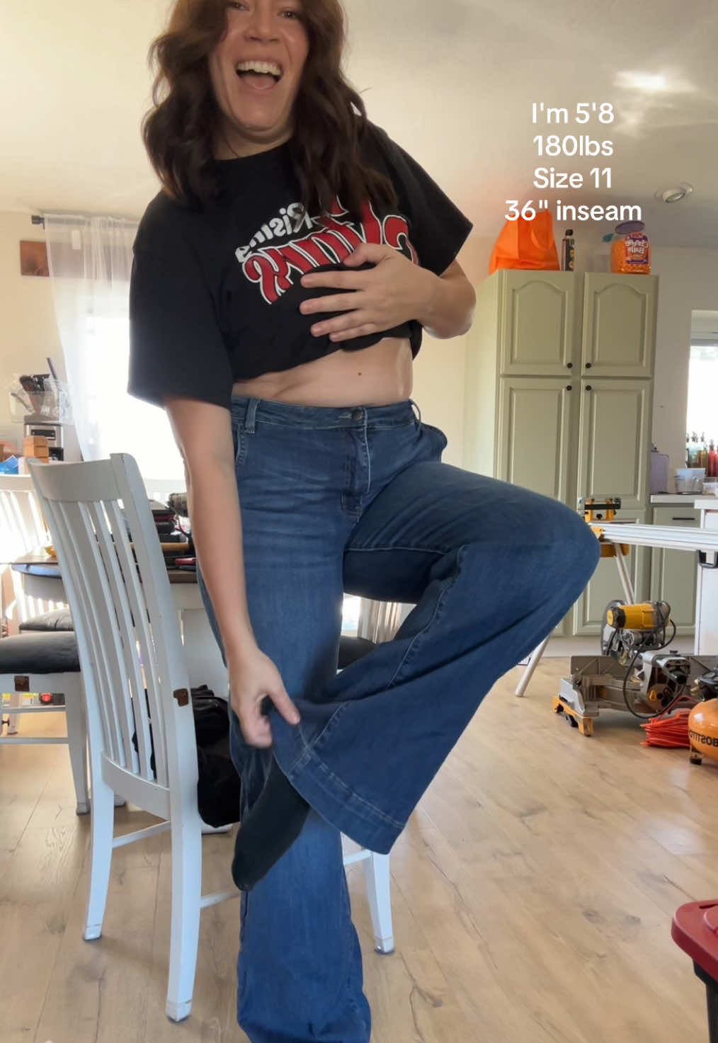 The length, the stretch, the style!! Tall girls aren’t left out 🫶🏼 @Fashion Nova  #tallgirl #denim #jeans #autumnliving #tiktokshopfalldealsforyou 