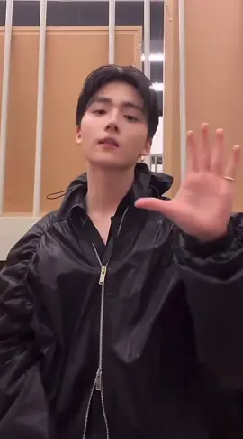 이상원 챌린지 언제줘요 웨이크원 도마 챌린지,도우인 챌린지, sugar on my tongue챌린지,오션아이즈 챌린지 등등 많은 챌린지 기다리고 있어요!!! 빨리 주세여#ALD1#알파드라이브원#이상원#leesangwon 