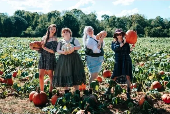 10/10 recommend skipping through a pumpkin patch with your grown up girl friends  Especially when one of them is a professional photographer 🌻