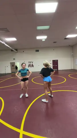 Little tired @riss #cheer #rolllynx 