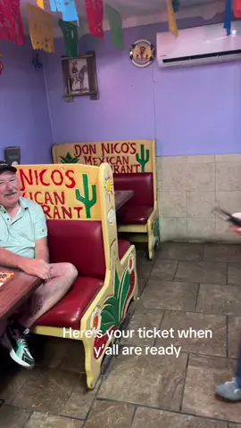 We actually despise splitting tickets… #stephenvilletx #donnicossouthloop #server #split #mexicanfood 