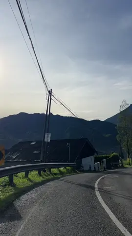 Punya kenangan apa lewat sini?