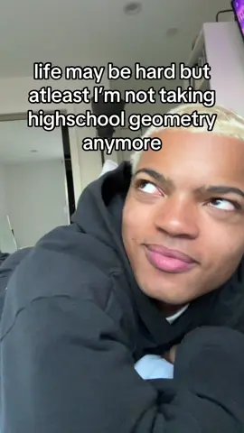 There’s nothing I hated more than geometry.. maybe chemistry #college #student 