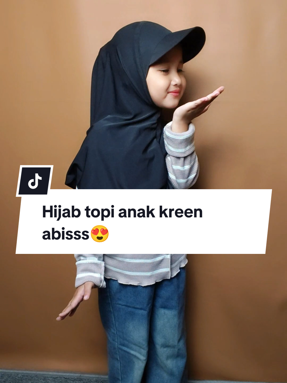 Membalas @ahmathambali1 emang super keren cocok banget buat si kecil yang aktip dluar bun🫶😍#fypシ゚viral #hijabinstananak #kerudunganak #bergoanak #hijabanak 