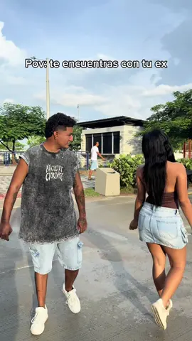 Cuando te encuentras con tu ex😂😂😂