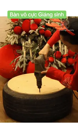 Từ lốp xe cũ làm bàn vô cực trang trí Giáng Sinh#thuonghoaidiy #giángsinh #merrychristmas #feliz #noel 