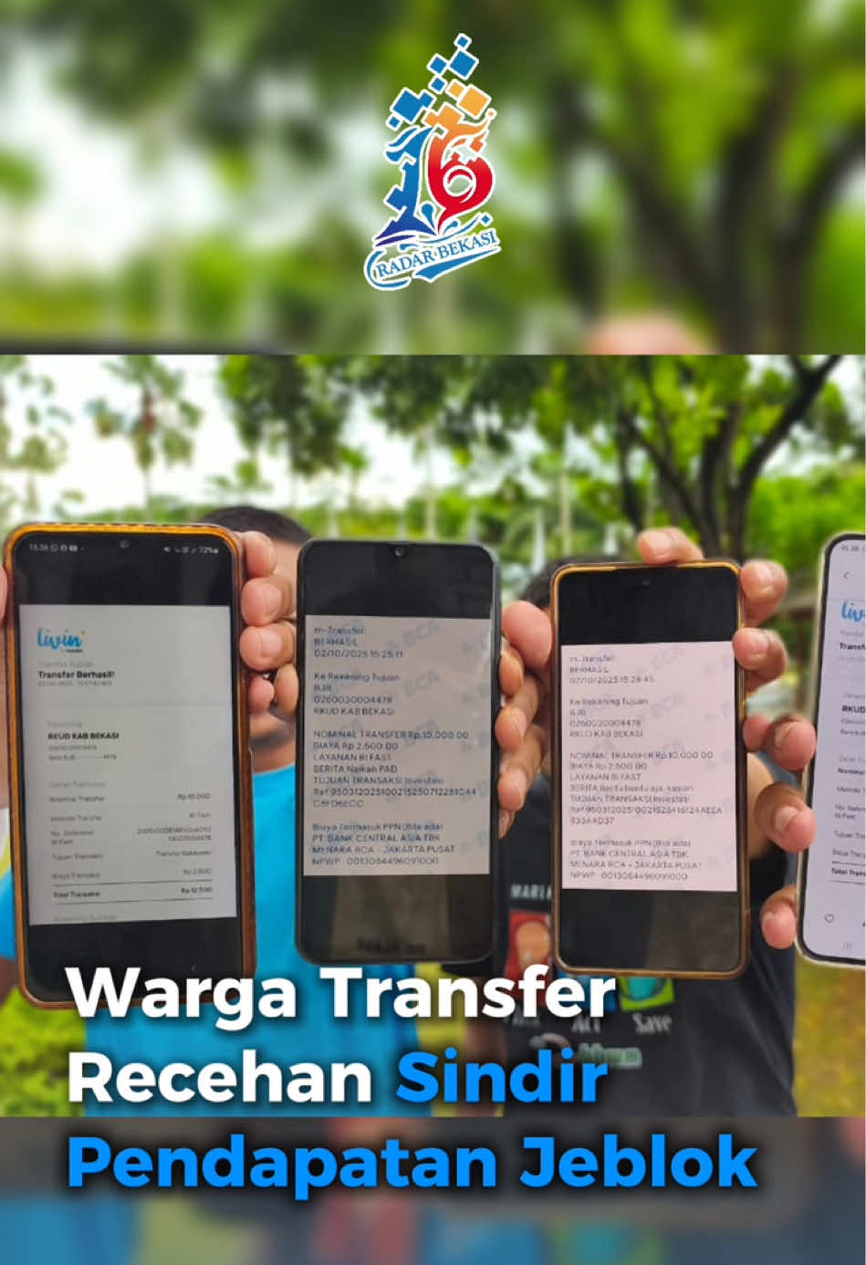 Warga dan aktivis menggelar aksi mentransfer uang ke Rekening Kas Umum Daerah (RKUD) Kabupaten Bekasi, Kamis (2/10). Aksi ini sebagai bentuk sindiran terhadap kinerja Pemerintah Kabupaten Bekasi yang dinilai tidak optimal dalam mengelola pajak. Dalam aksinya, sejumlah warga mengirimkan uang dengan nominal kecil atau recehan, mulai dari Rp5 ribu hingga Rp10 ribu. Bukti transfer tersebut kemudian disebarkan di media sosial dan grup WhatsApp, lengkap dengan pesan bernada sindiran. Sebagaimana diketahui, realisasi pajak daerah di Kabupaten Bekasi jeblok karena capaiannya masih di bawah target minimal. Data Bapenda per 30 September 2025 mencatat realisasi pajak daerah baru 68 persen dari target Rp3,679 triliun. Padahal, capaian minimal pada triwulan ketiga seharusnya sudah 75 persen. #radarbekasi #radarcikarang #beritabekasi #updatekalimalang 