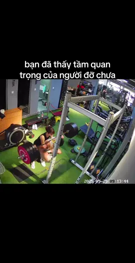 bạn đã thấy tầm quan trọng của người đỡ chưa #gym #hitfit @X9 - Thương Hiệu Đồ Tập Luyện 