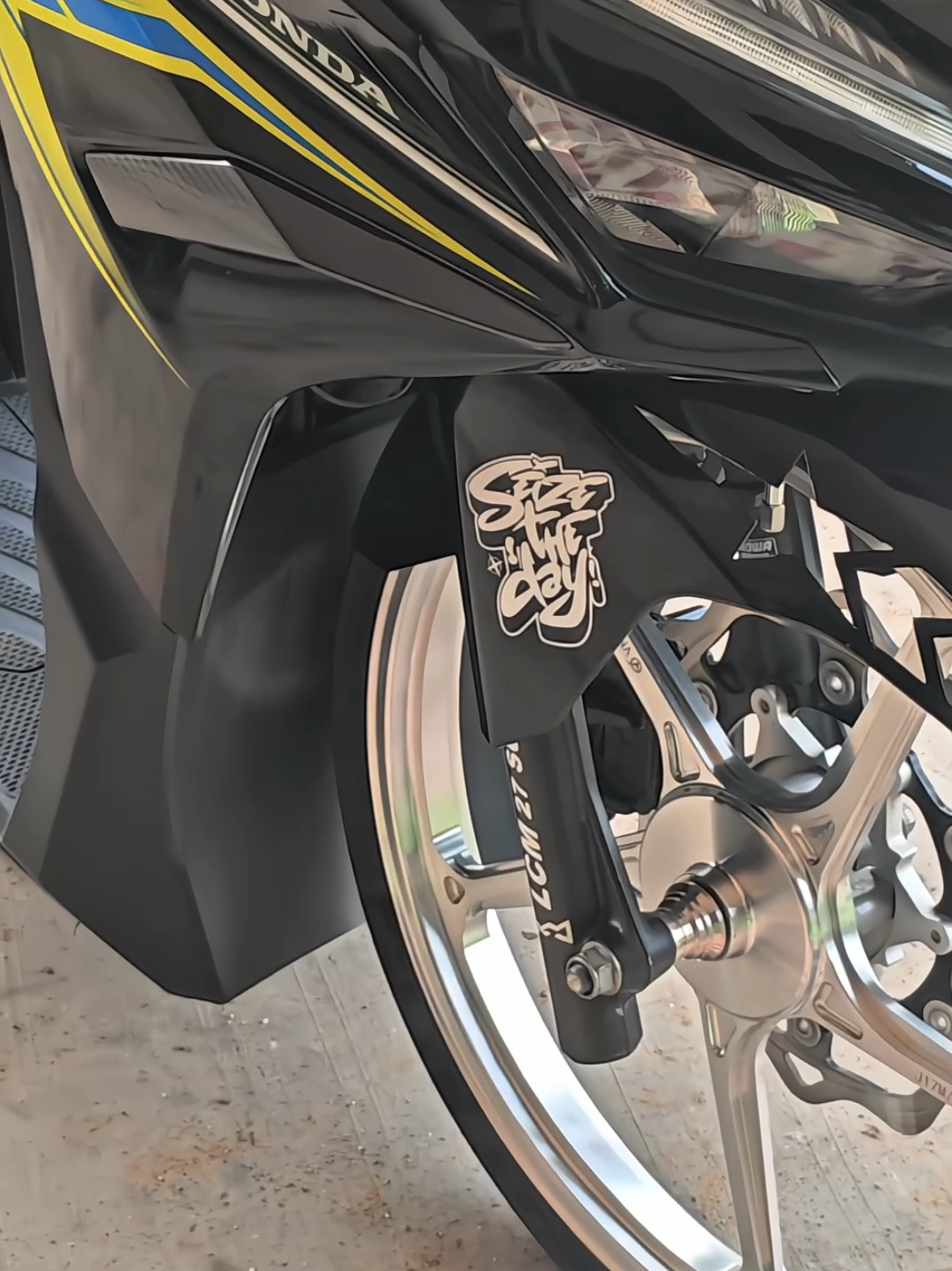 😋 #r17style #vietnamstyle🇻🇳 #foryoupage #4u #vario125new 