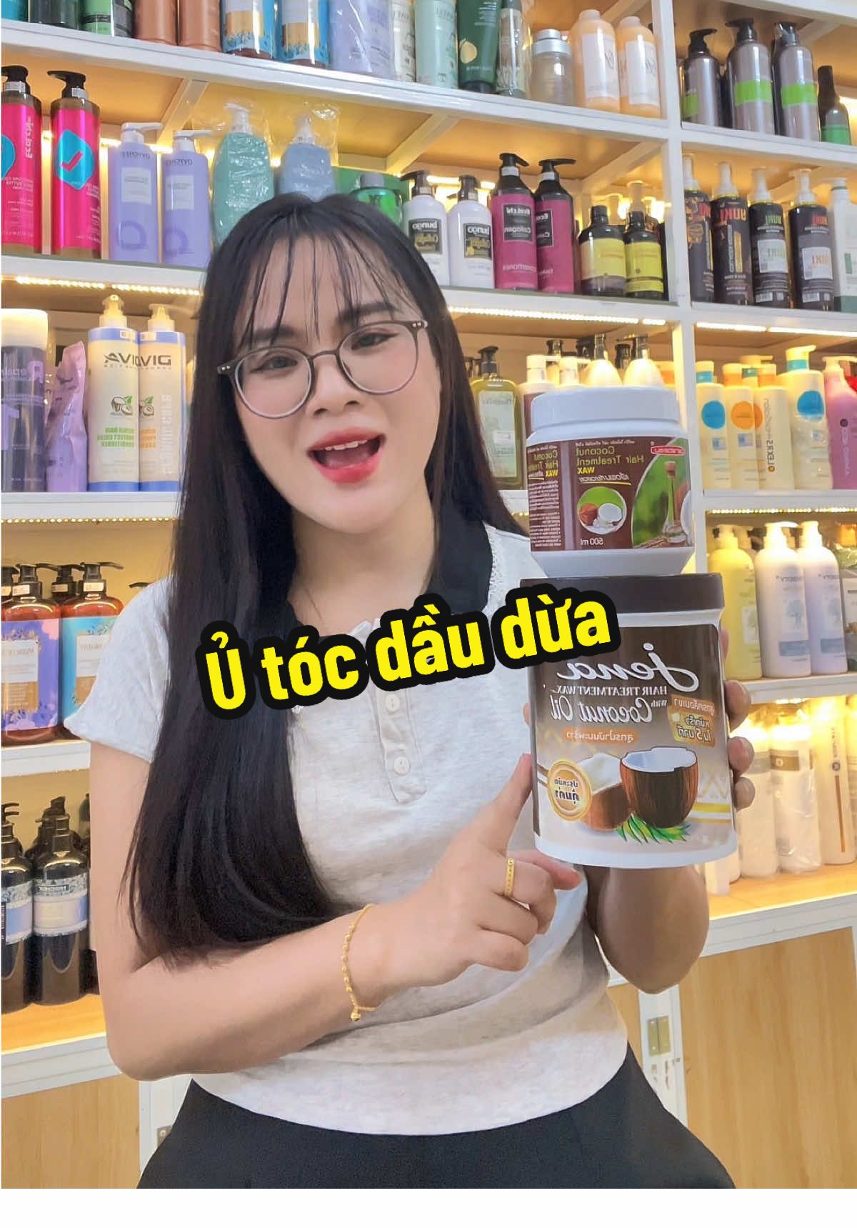 Dầu ủ tóc tinh dầu dừa siêu thơm #tramystoreth #chamsoctoc #duongtoc #utoc #daudua 