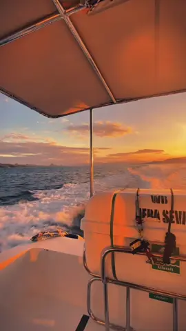 Sunset indah Labuan Bajo#Labuanbajo #nttpride🏝🔥fypシviral 
