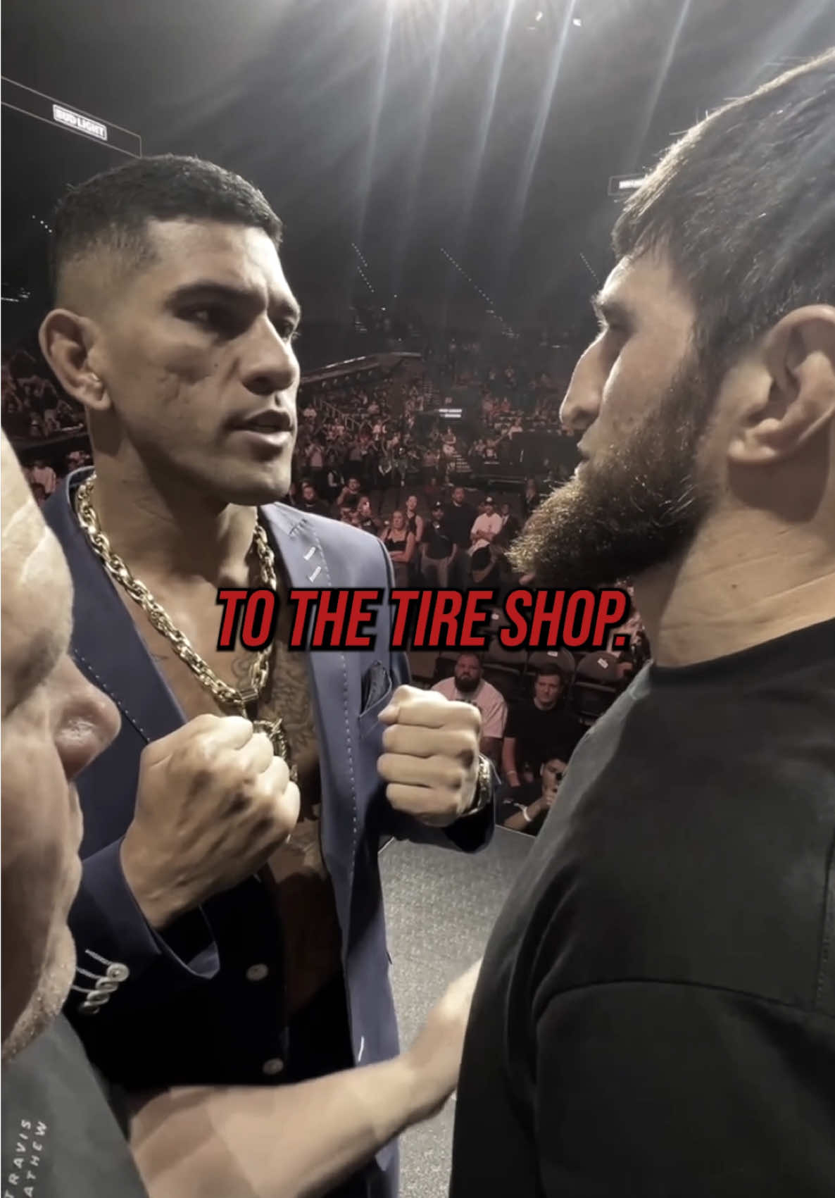 “I’m not going back to the tire shop.” 🥶 (via @DanaWhite) #AlexPereira #MagomedAnkalaev