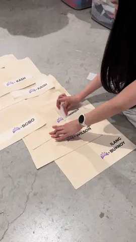 ✨ ASMR time! Pack ambassador packages with us ✨ There’s something so satisfying about every detail 💜 From carefully wrapping each order to personally heat-pressing our totes (yes — we added every ambassador’s name one by one 🫰🏻). Because at KRWN, it’s not just about supplements — it’s about community, care, and celebrating the pets (and people) behind the mission. 🐾 👑 Welcome to the Royal Court, ambassadors!