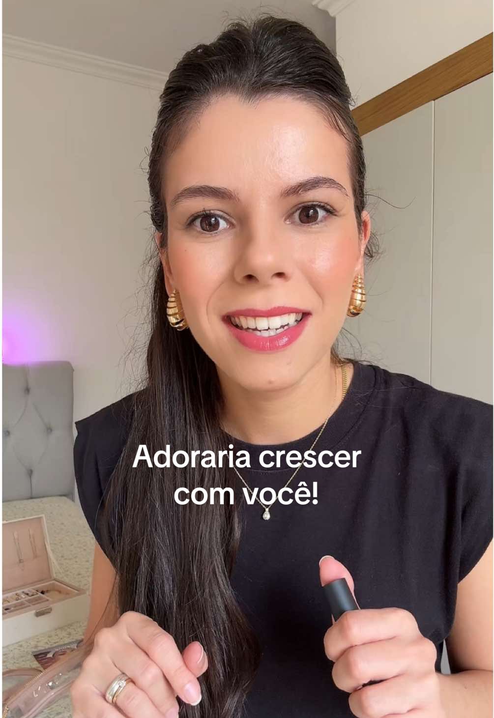 Vamos construir nossa comunidade de meninas que nos apoiam. Meu objetivo é chegar a 2 mil e adoraria crescer com você!   #criadordeconteudo #comunidade #tiktokbrasil #garotasapoiamgarotas