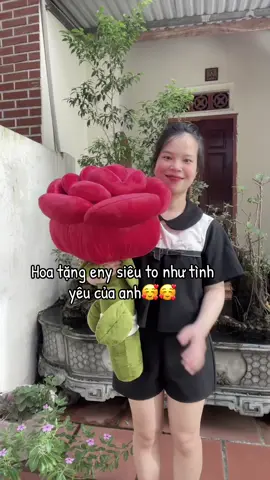 Tặng em bông hoa hồng siêu to #gaubong #quatangnguoiyeu 