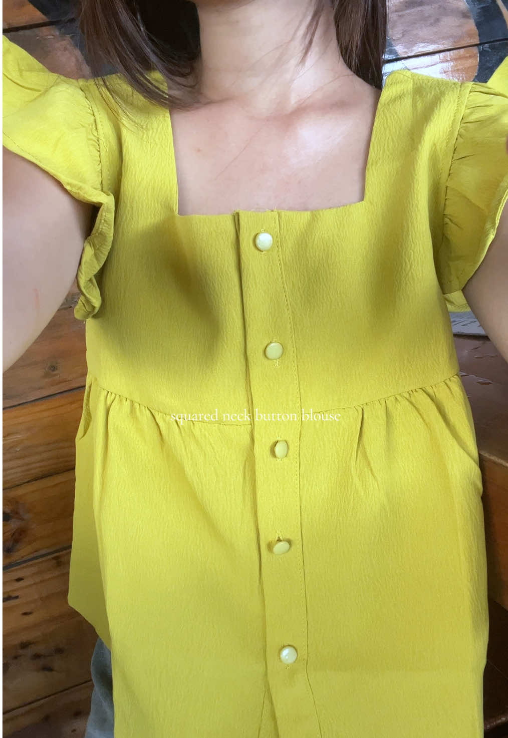 Button blouse #buttonblouse #squareneckblouse #cutefits #cutefitsforwomen #trendyoutfits 