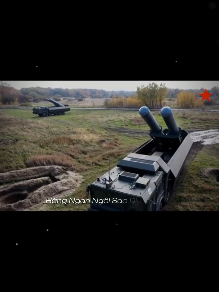 Ba quốc gia sở hữu hệ thống tên lửa phòng thủ bờ biển K-300P Bastion-P là Nga, Việt Nam và Syria. Đây là hệ thống di động, sử dụng tên lửa siêu thanh chống hạm P-800 Onyx, có khả năng tiêu diệt tàu chiến ở khoảng cách xa với tốc độ cao và khó bị đánh chặn.  #russia #military #vietnam #qdndvn #yfp 