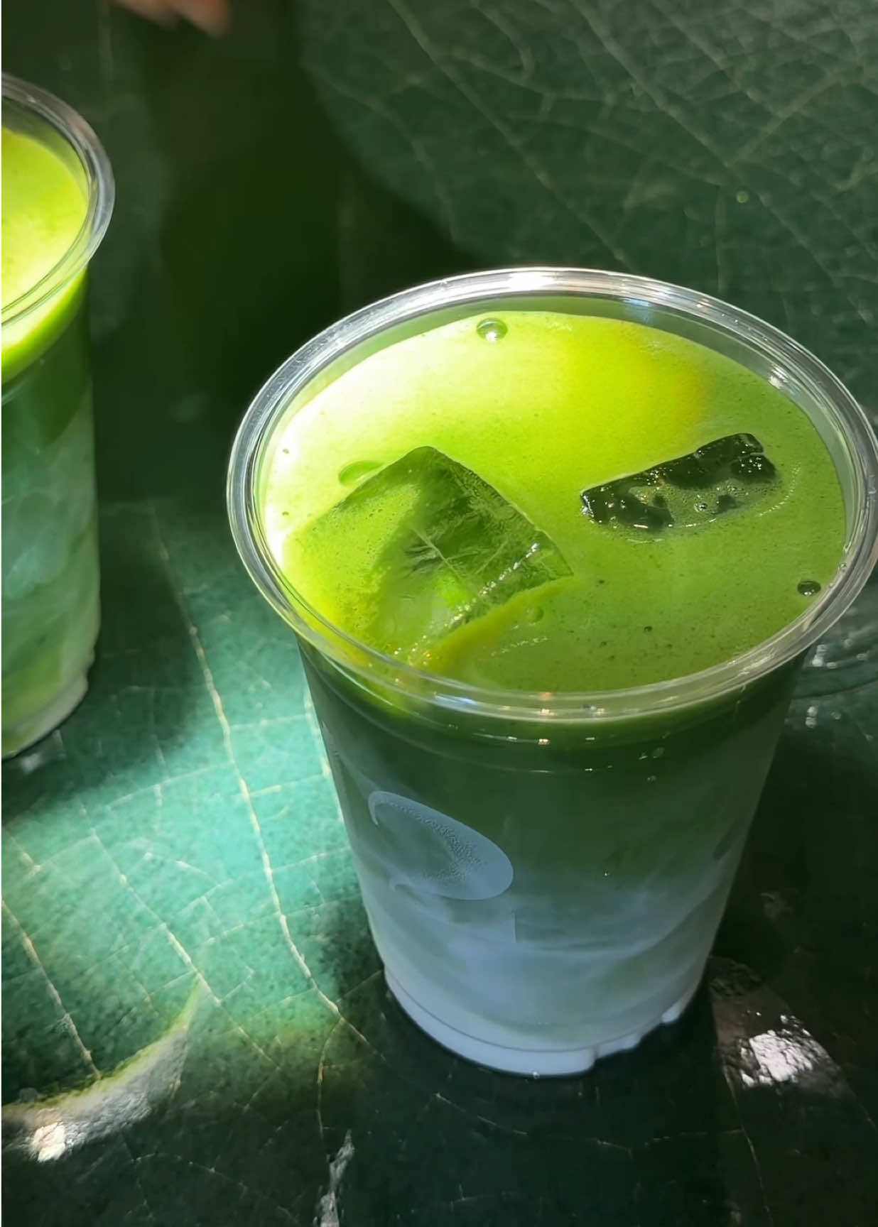 Drop down your favorite matcha spots below 👇  #matcha #matchalatte #newyork #newyorkfood #musttry 