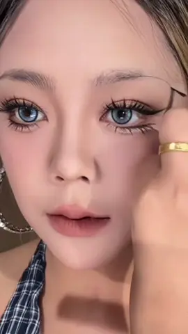 Eyebrows tutorial for beginners! #eyebrows #eyebrowtutorial #eyemakeup #makeup #tiktokusa