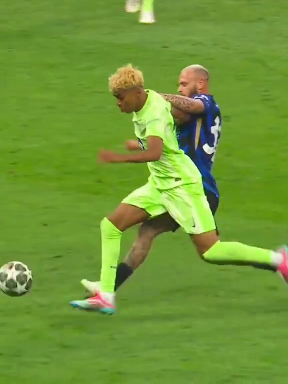 yamal cooking inter milan 🔥 #yamal #barcelona #intermilan #football 