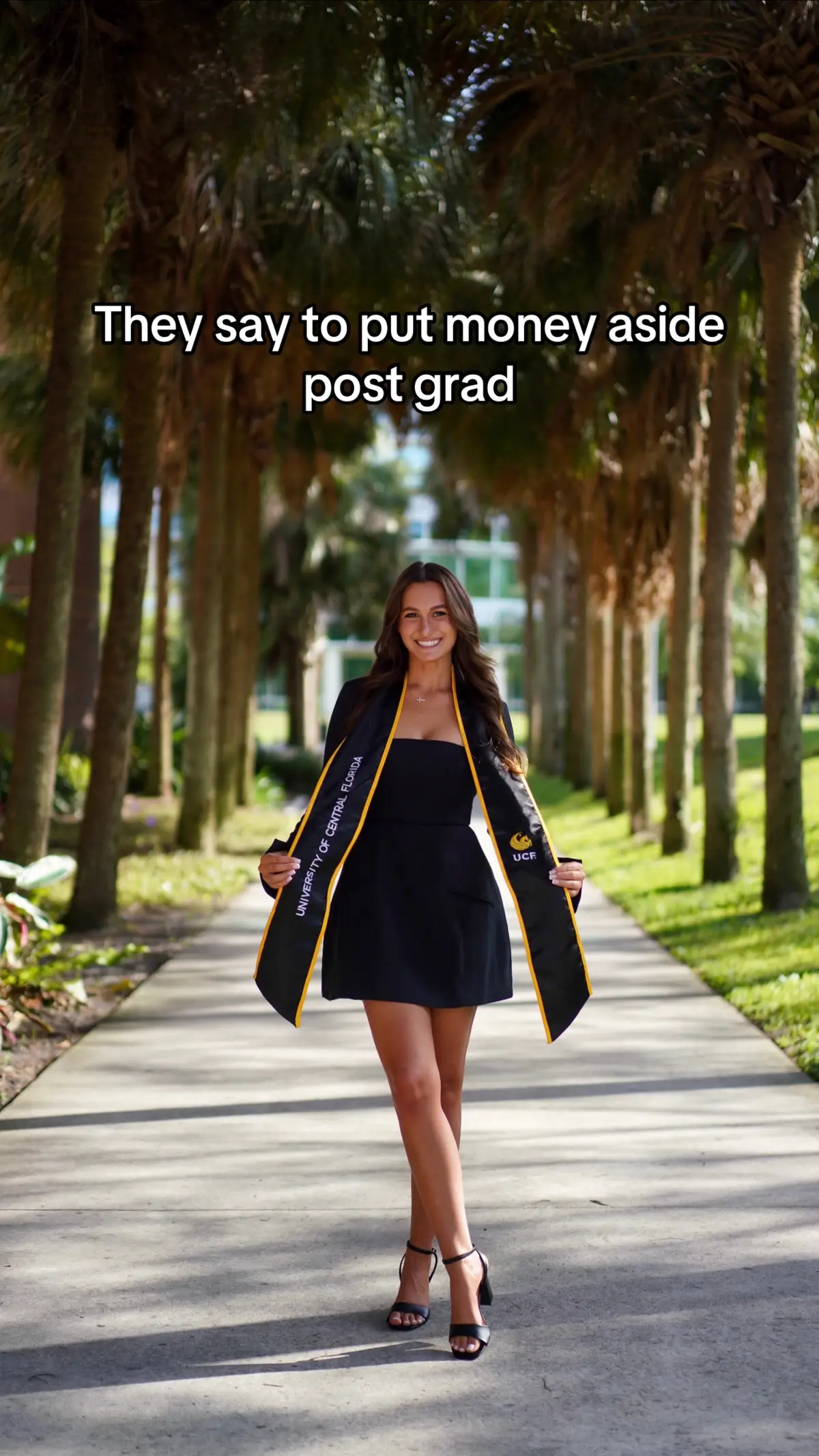 Oops🤪 your sign to get the puppy hehe #postgrad #goldenretrieverpuppy #puppytiktok #postgradlife #dogmom 