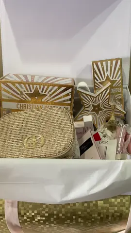 Dior Holiday 2025 #personalshoppermalaysia #trustedpersonalshoppermalaysia #makeupmalaysia #sephoramalaysia #diorbeauty 