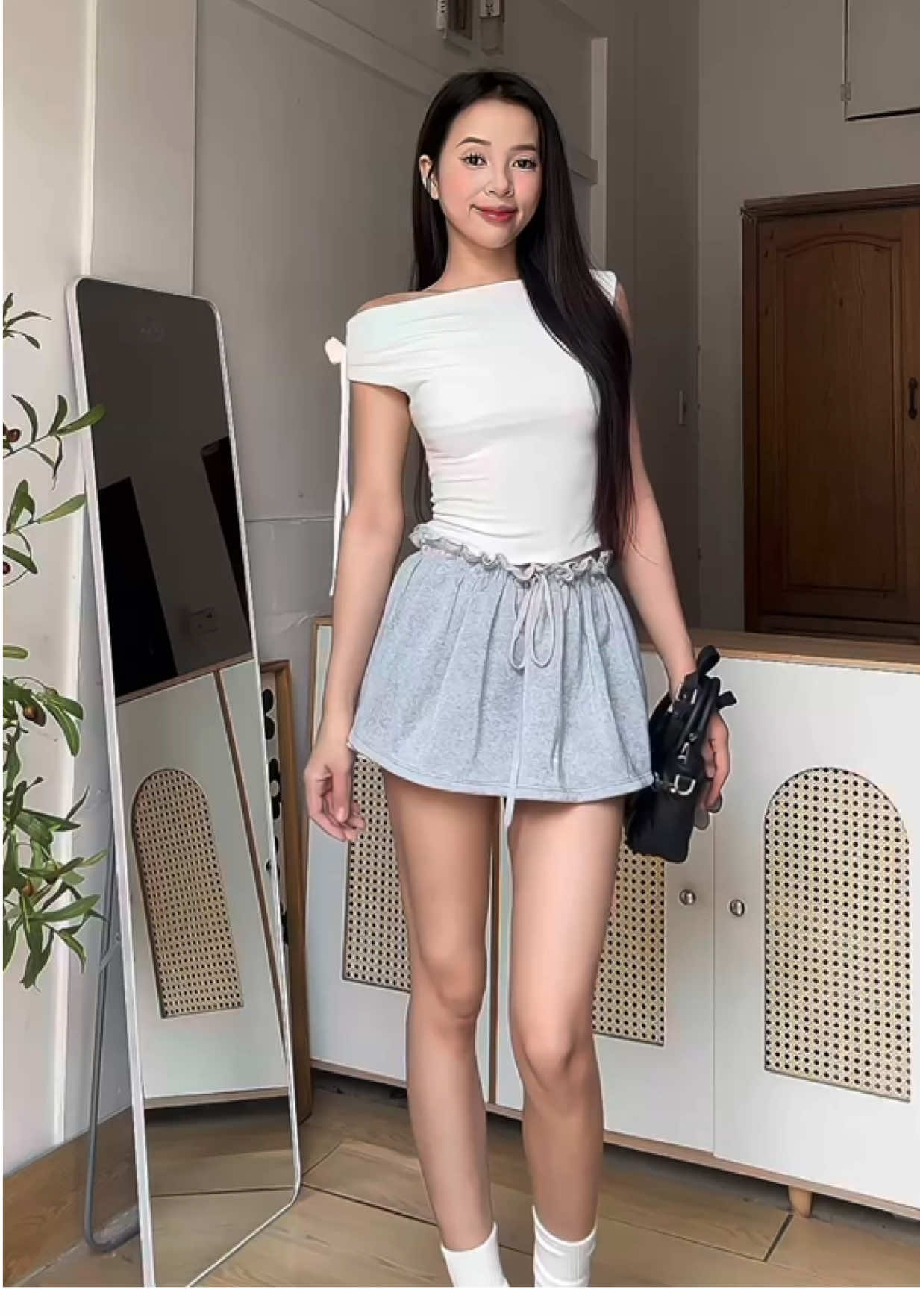 Mặc như này hợp íii #1m68review #vayquan #quanvay #chanvayngan #chanvay 