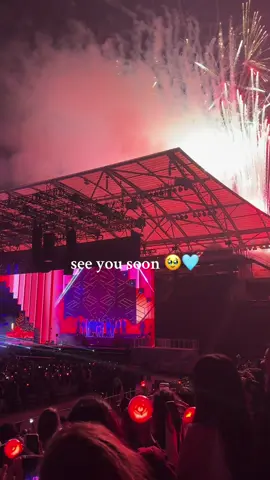 I CAN’t BELIEVE THIS WAS ONE YEAR AGO & I’m SEEING THEM IN 2 WEEKS?!? 🥹😭💗💗 #svt #kpopp #carats #saythename #seventeentour 