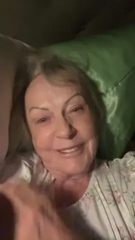 A bedtime message from Grandmagreat😊I hope this makes you smile❤️#light #attitude #grandmagreatofficial.com#Love #loveyourself 