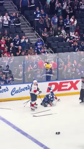 Tampa Bay Lightning Mascot ThunderBug is ready for the season! #fyp #travel #foryou #funny #fight 