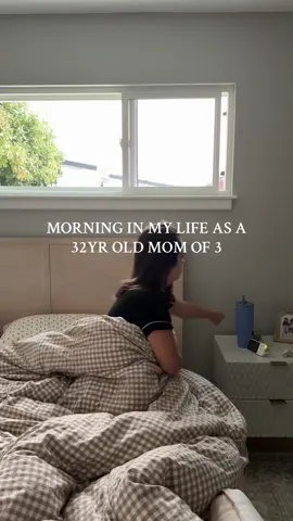 HAPPY FRIDAY EVE😊 #morningroutine #morninginmylife #routine #momlife 