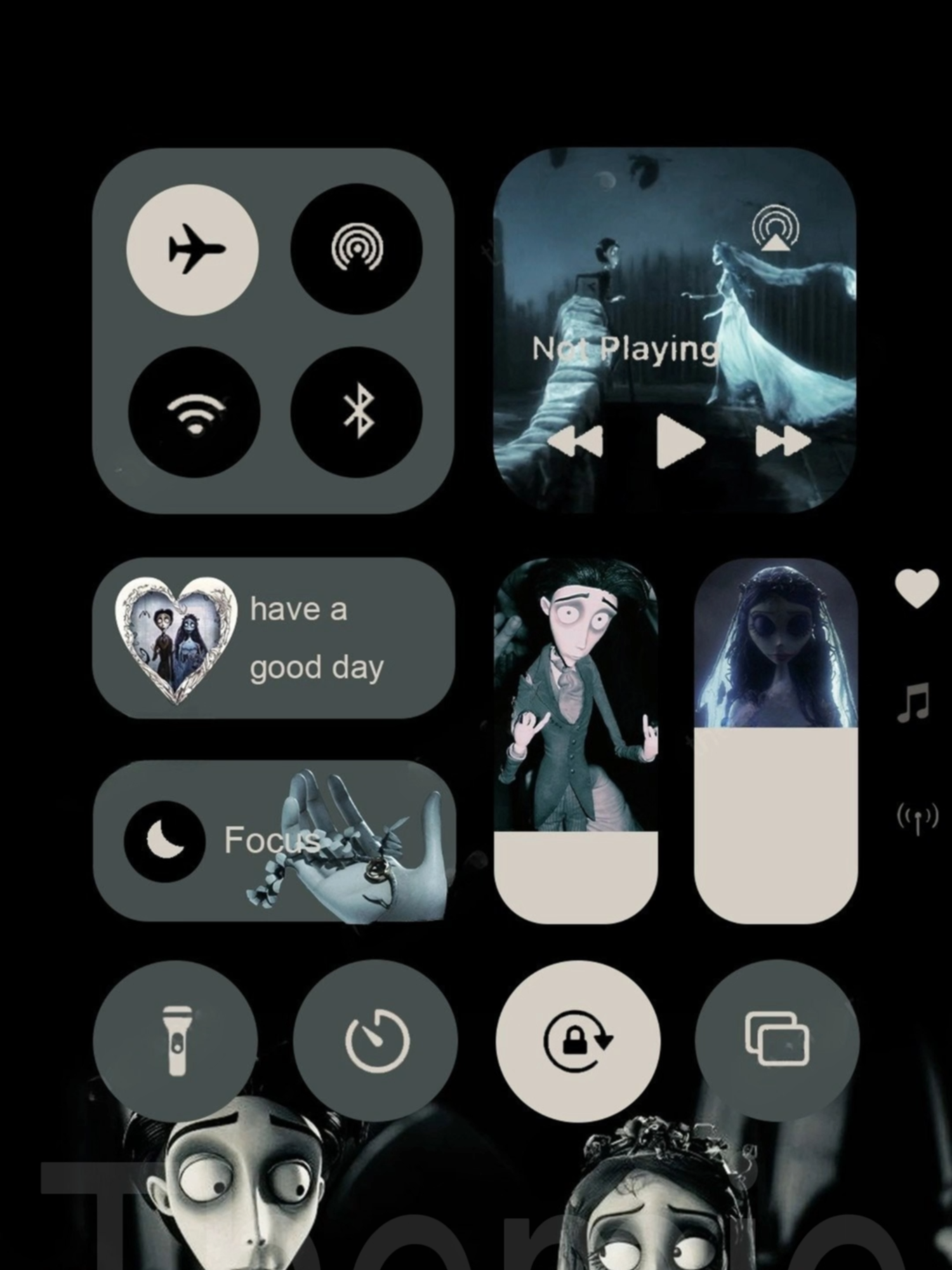 Give your phone a spooky makeover 🎃👻 with daily updates on eerie themes 🕸️, haunting wallpapers 🌙, and ghostly control centers 💻! #themie #lockscreen #controlcenter #theme #ios18 #ios26 #halloween #spookyseason #trickortreat
