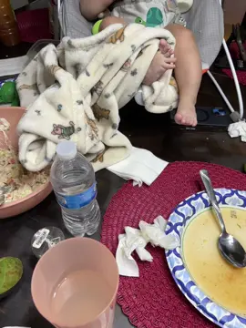 Quiere comida 🥹 #perritos🥹