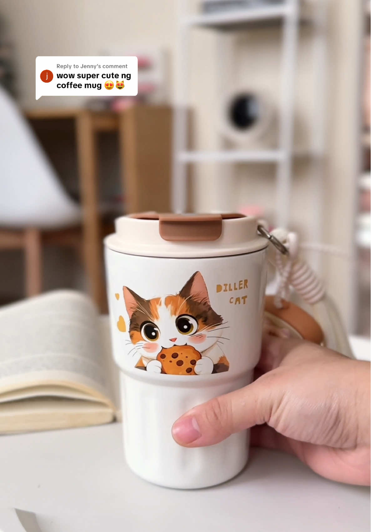 Replying to @Jenny the perfect gift idea for cat moms / coffee lovers!! ☺️☕️🐱 #coffeemug #dillercoffeemug #catcoffeemug #dillerthermosmug #coffeemugtumbler 