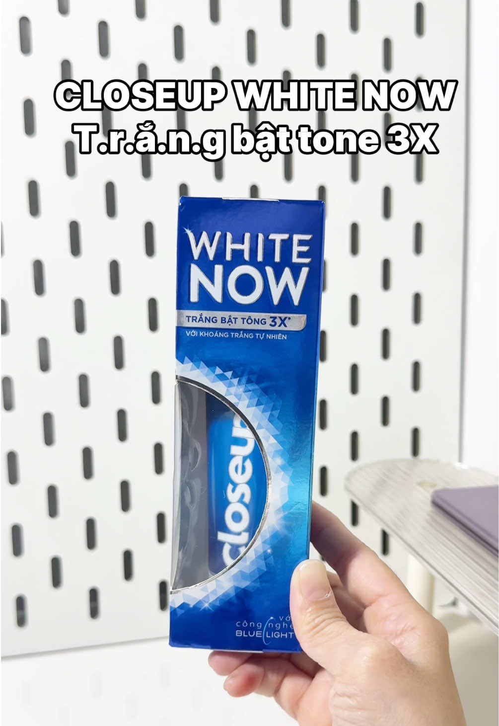 Răng ố vàng khiến bạn mất tự tin? Đừng lo, Kem đánh răng Closeup White Now sẽ giúp răng trắng bật tông ngay sau lần chải đầu tiên.  Tạm biệt răng ố vàng, tự tin khoe nụ cười rạng rỡ ✨ #closeupvn #closeupwhitenow #trangbattong3x #HợpTácCùngUnilever #TàitrợbởiUnileverViệtNam 