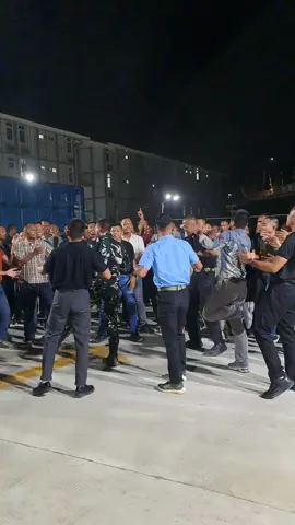 sebelum apel malam dimulai #tniindonesia🇮🇩 