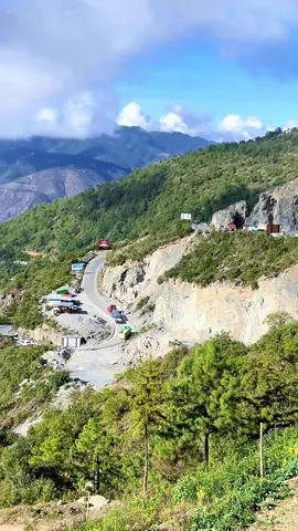 Alguien sabe donde es ✌️💚🙂‍↔️📍 #conociendolugares #bikersolitario #lugaresmagicos #biker #paratiiiiiiiiiiiiiiiiiiiiiiiiiiiiiii 