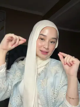 selamat hari jumat🩷🩷🩷🩵