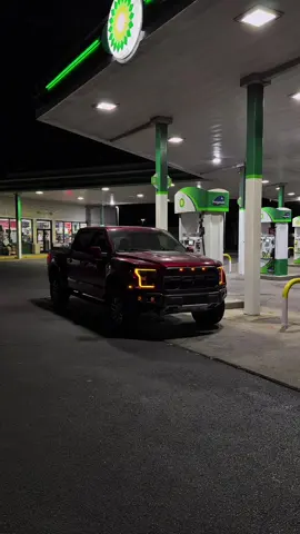 Picka going under surgery in 3 weeks 👀 #ford #f150 #raptor #fypシ゚viral #punjabi 